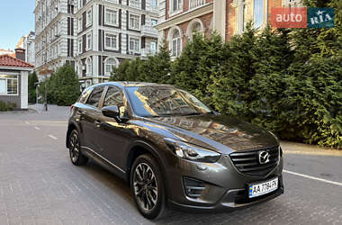 Позашляховик / Кросовер Mazda CX-5 2016 в 