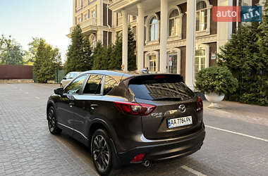 Позашляховик / Кросовер Mazda CX-5 2016 в 