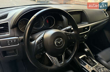 Позашляховик / Кросовер Mazda CX-5 2016 в 