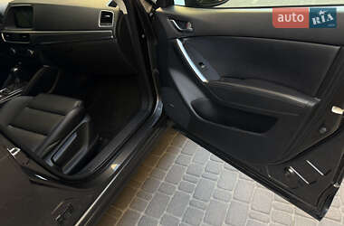 Позашляховик / Кросовер Mazda CX-5 2016 в 