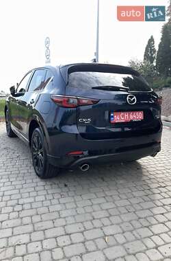 Позашляховик / Кросовер Mazda CX-5 2024 в 