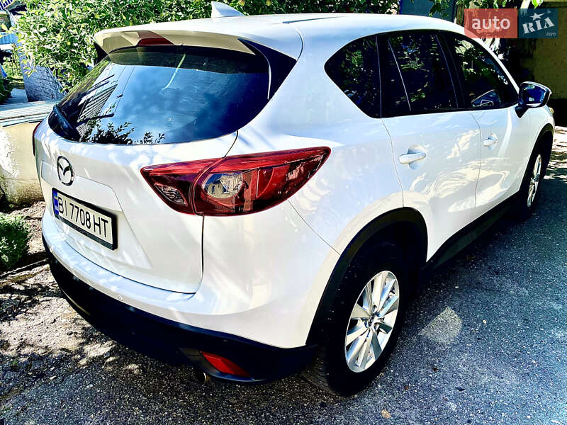 Внедорожник / Кроссовер Mazda CX-5 2015 в Гадяче