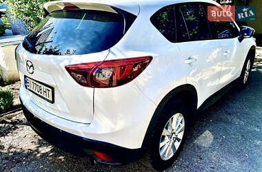 Позашляховик / Кросовер Mazda CX-5 2015 в 