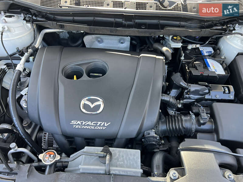 Внедорожник / Кроссовер Mazda CX-5 2016 в Киеве