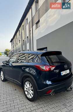 Позашляховик / Кросовер Mazda CX-5 2014 в 