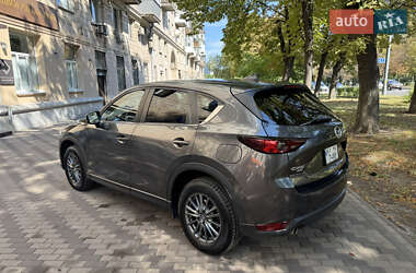 Внедорожник / Кроссовер Mazda CX-5 2017 в 