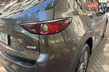 Внедорожник / Кроссовер Mazda CX-5 2017 в 