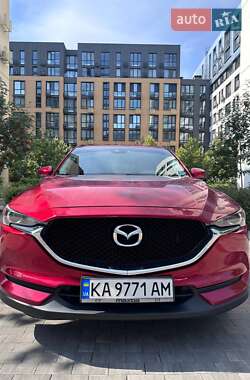 Внедорожник / Кроссовер Mazda CX-5 2017 в 