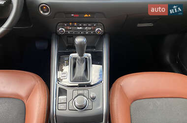 Внедорожник / Кроссовер Mazda CX-5 2023 в 