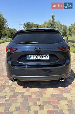 Внедорожник / Кроссовер Mazda CX-5 2018 в 