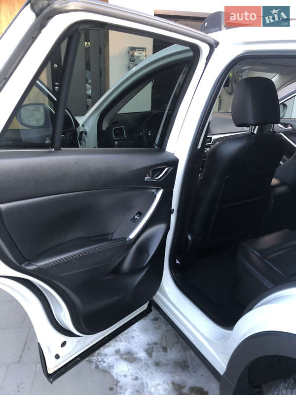 Внедорожник / Кроссовер Mazda CX-5 2015 в Ровно
