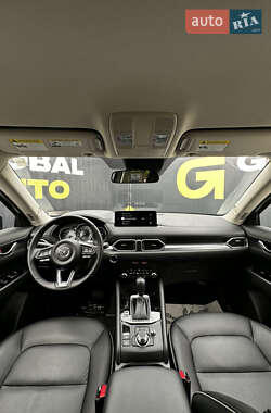 Позашляховик / Кросовер Mazda CX-5 2024 в 