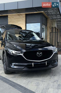 Внедорожник / Кроссовер Mazda CX-5 2018 в 