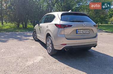Позашляховик / Кросовер Mazda CX-5 2023 в 