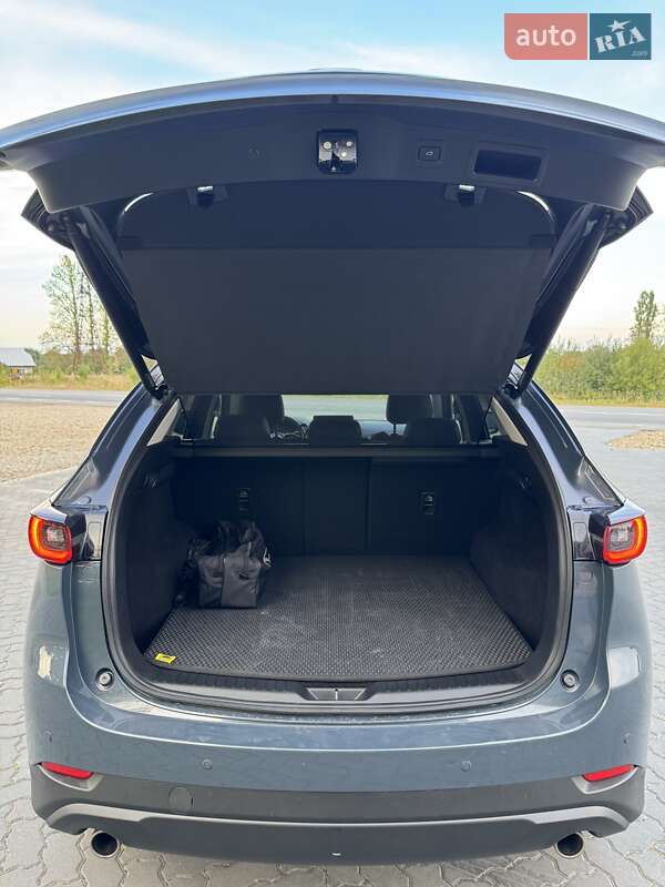 Позашляховик / Кросовер Mazda CX-5 2024 в Коломиї
