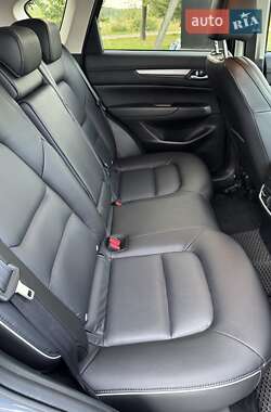Позашляховик / Кросовер Mazda CX-5 2024 в 