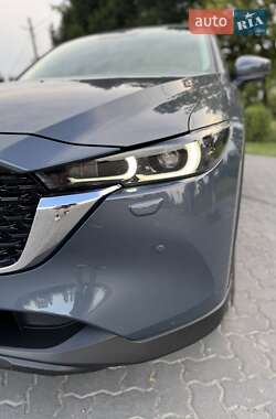 Позашляховик / Кросовер Mazda CX-5 2024 в 