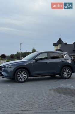 Позашляховик / Кросовер Mazda CX-5 2024 в 