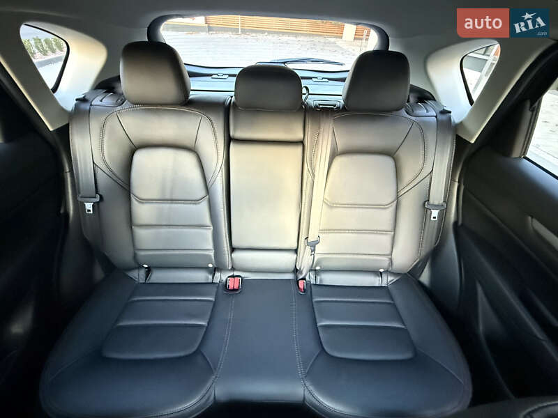 Внедорожник / Кроссовер Mazda CX-5 2022 в Черновцах