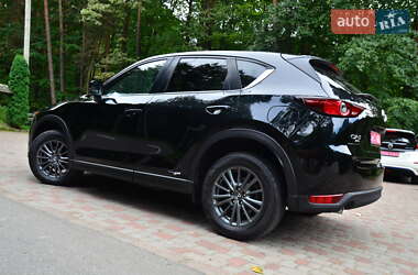 Позашляховик / Кросовер Mazda CX-5 2021 в 