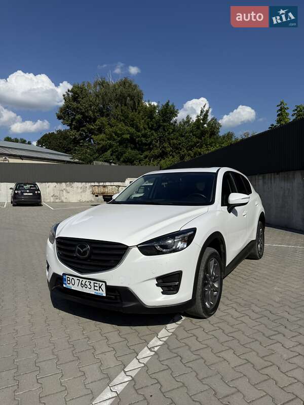Позашляховик / Кросовер Mazda CX-5 2016 в 