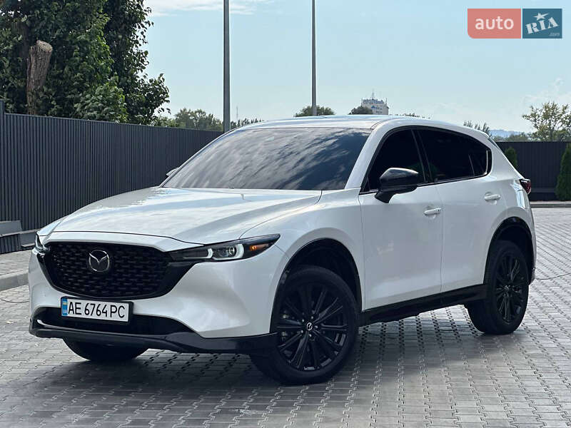 Внедорожник / Кроссовер Mazda CX-5 2023 в 