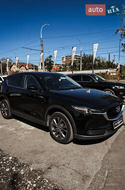 Внедорожник / Кроссовер Mazda CX-5 2018 в 