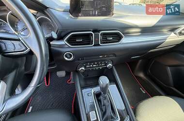 Внедорожник / Кроссовер Mazda CX-5 2019 в  фото 17 Внедорожник / Кроссовер Mazda CX-5 2019 в