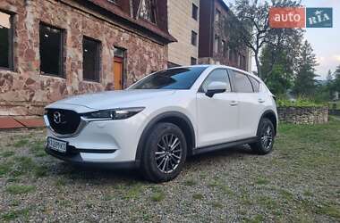 Позашляховик / Кросовер Mazda CX-5 2017 в Києві