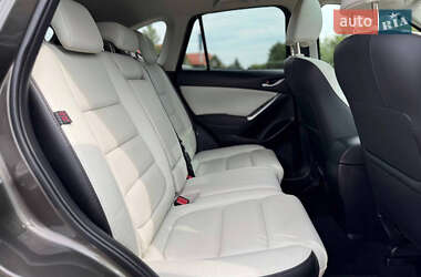 Внедорожник / Кроссовер Mazda CX-5 2016 в 