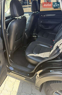 Позашляховик / Кросовер Mazda CX-5 2020 в 