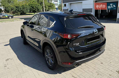 Позашляховик / Кросовер Mazda CX-5 2020 в 