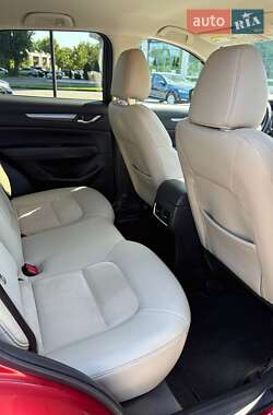 Позашляховик / Кросовер Mazda CX-5 2019 в 