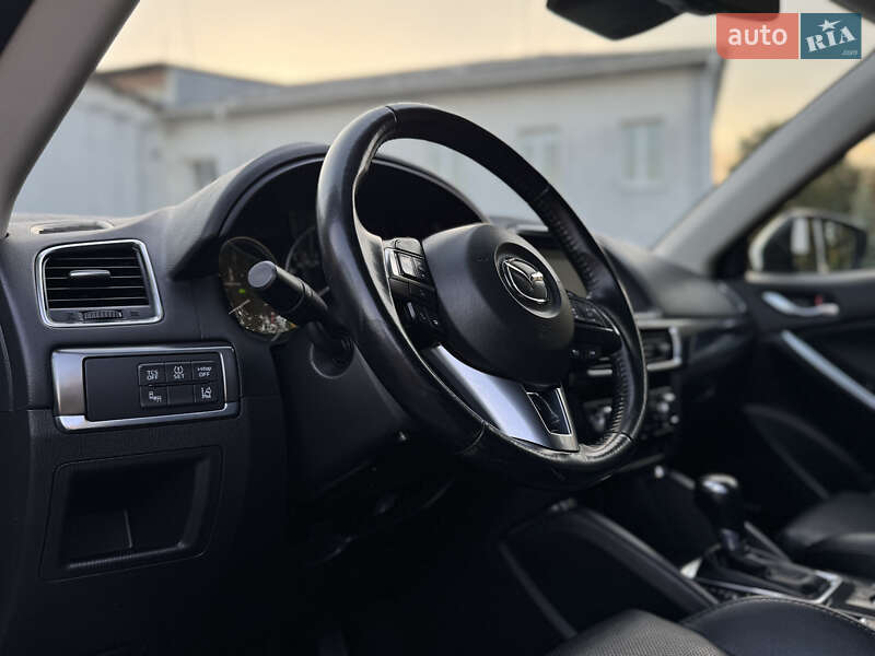 Позашляховик / Кросовер Mazda CX-5 2015 в Луцьку