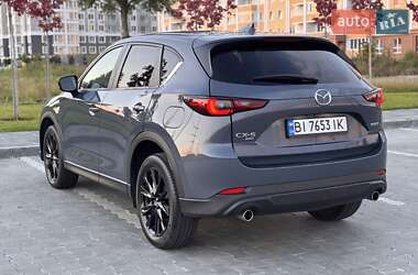 Позашляховик / Кросовер Mazda CX-5 2024 в 