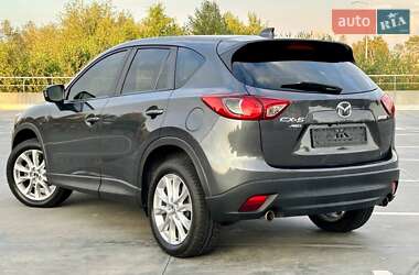 Позашляховик / Кросовер Mazda CX-5 2013 в 
