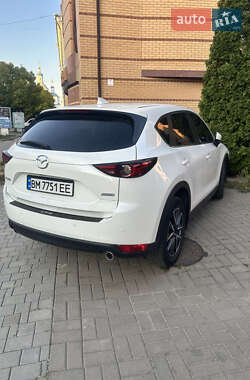 Позашляховик / Кросовер Mazda CX-5 2017 в 