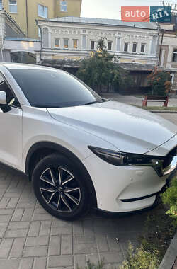 Позашляховик / Кросовер Mazda CX-5 2017 в 