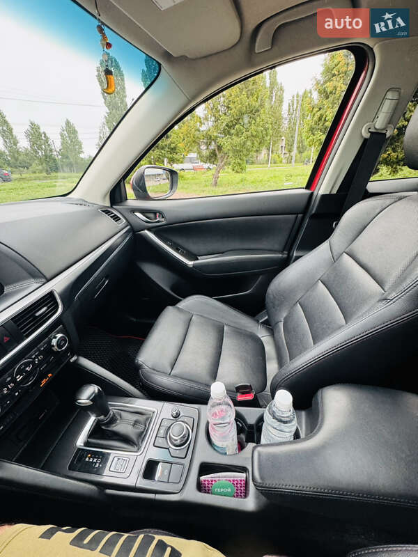 Внедорожник / Кроссовер Mazda CX-5 2016 в Кременчуге