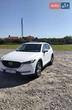 Позашляховик / Кросовер Mazda CX-5 2018 в 