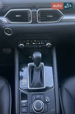 Внедорожник / Кроссовер Mazda CX-5 2024 в 