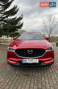 Позашляховик / Кросовер Mazda CX-5 2021 в 