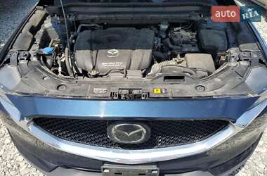 Позашляховик / Кросовер Mazda CX-5 2019 в 