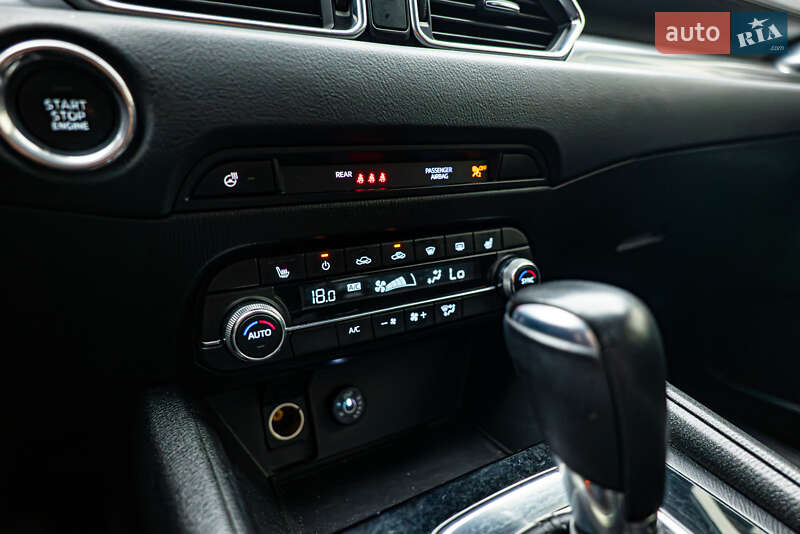 Внедорожник / Кроссовер Mazda CX-5 2019 в Киеве