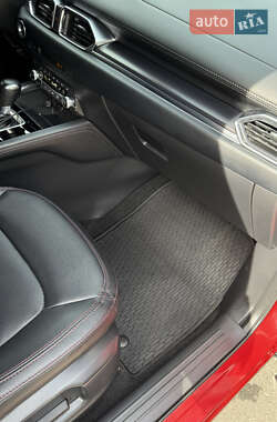 Внедорожник / Кроссовер Mazda CX-5 2022 в 