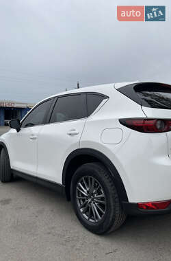 Внедорожник / Кроссовер Mazda CX-5 2017 в 