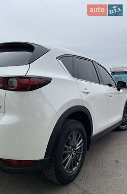 Внедорожник / Кроссовер Mazda CX-5 2017 в 