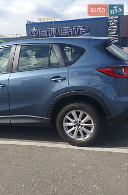 Позашляховик / Кросовер Mazda CX-5 2015 в 
