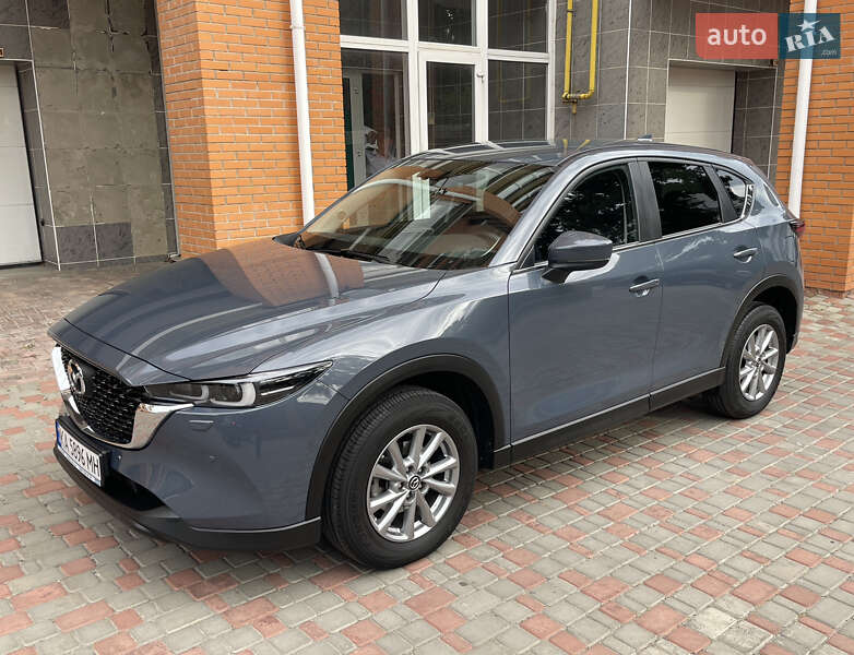 Позашляховик / Кросовер Mazda CX-5 2023 в 