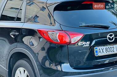 Позашляховик / Кросовер Mazda CX-5 2013 в 